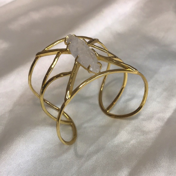 ⭐️ Semi Precious Gold & Clear Quartz Crystal Cuff Bracelet Bangle - Picture 2 of 8